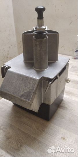 Овощерезка Robot Coupe CL50