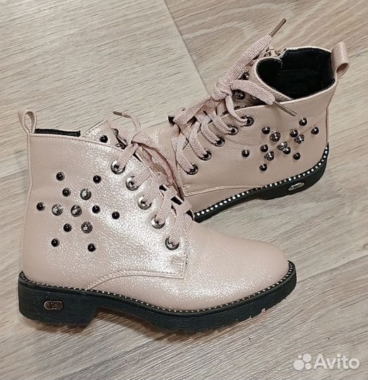 Ботинки для девочки