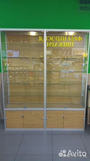 Витрины стеклянные для магазина