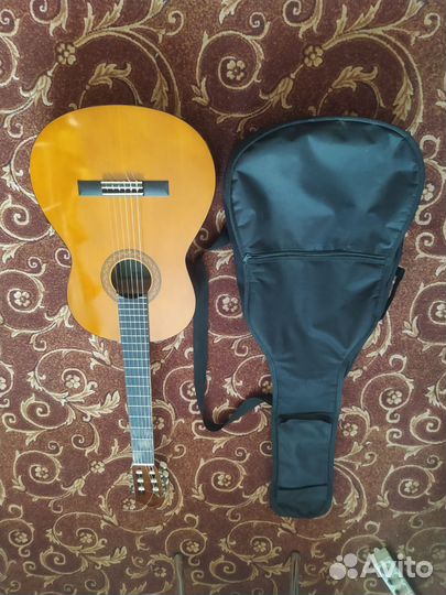 Гитара yamaha c40