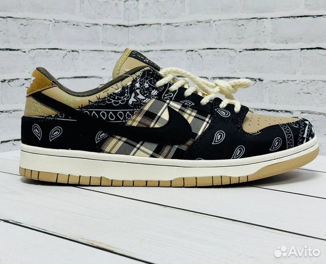 Кроссовки великаны nike sb dunk low pro