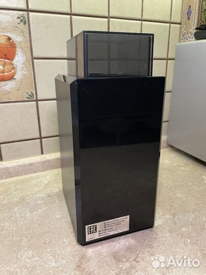 Кофемолка Delonghi KG 79