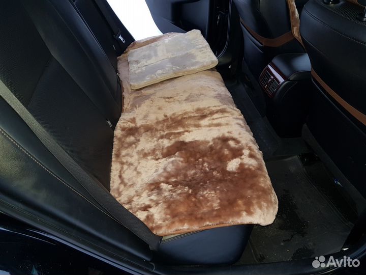 Автонакидка из Меха Натуральный Овчина