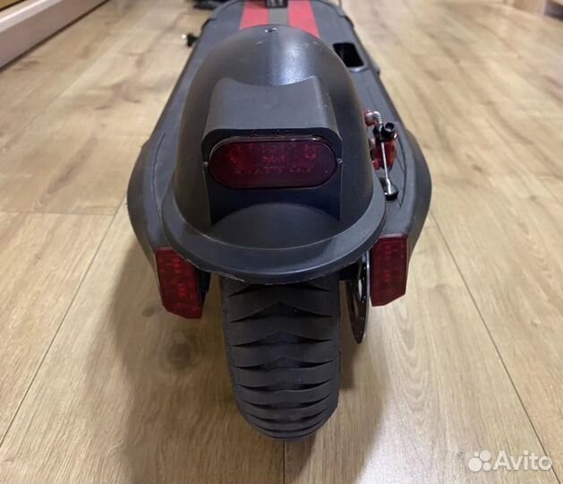 Электросамокат Hiper RX 100 на 10’’ колесах идеал