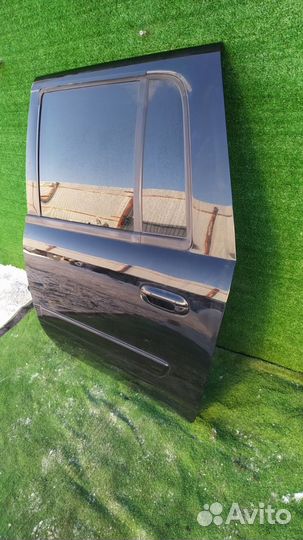 Дверь задняя левая в сборе Chevrolet Trailblazer