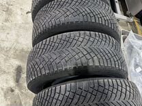 Michelin X-Ice North 4 285/45 R21