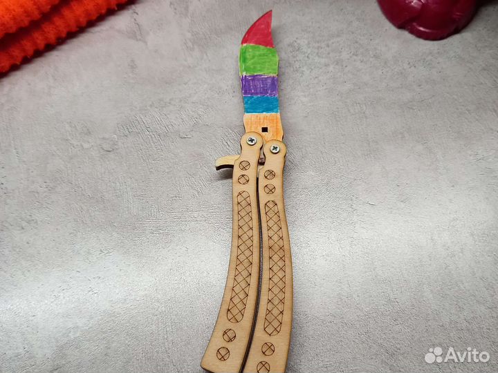 Деревянный нож бабочка