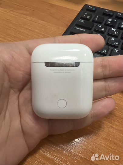 Беспроводные наушники airpods