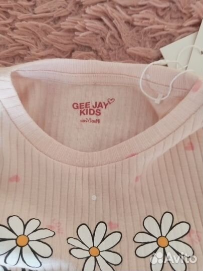 Кофточки для девочки 98