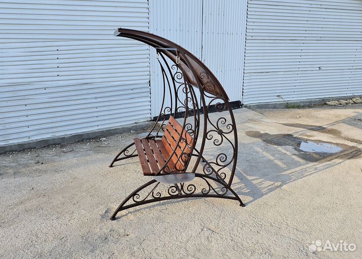 Кованая качеля