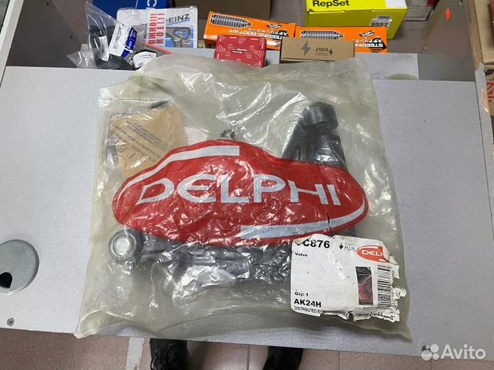 Рычаг передний левый Volvo V70, XC70, S70