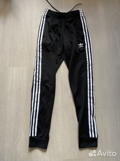 Спортивные штаны adidas мужские XS