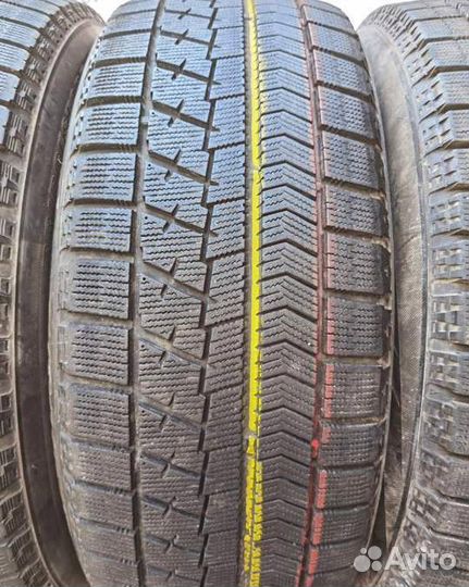 Bridgestone Blizzak VRX 205/55 R17 101V