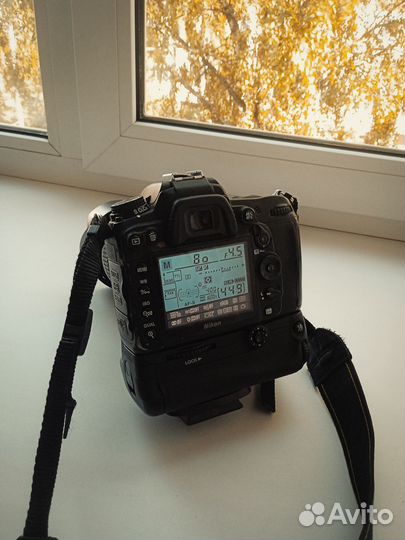 Nikon D7000 комплект (пробег 52,5 тыс.)