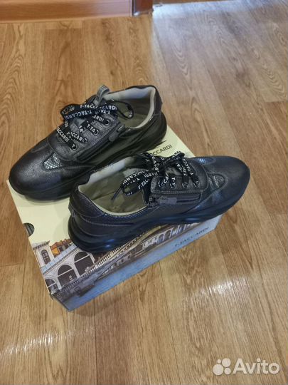 Полуботинки на девочку