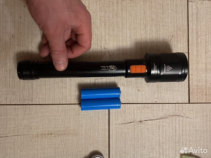 Фонарь с авто зумом