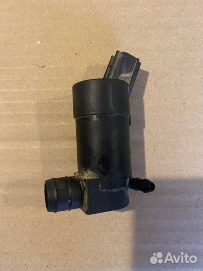 Насос омывателя Ford Focus 2 2010