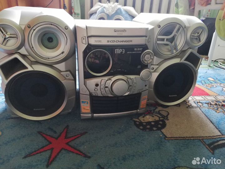 Музыкальный центр