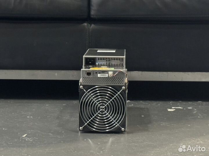 Майнер asic Whatsminer M60S 188 TH/s