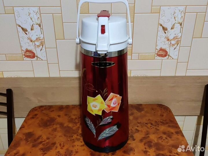 Термос 2 литра, с помпой, на запчасти