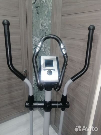 Эллиптический тренажер