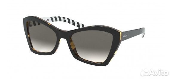 Солнцезащитные очки женские Prada