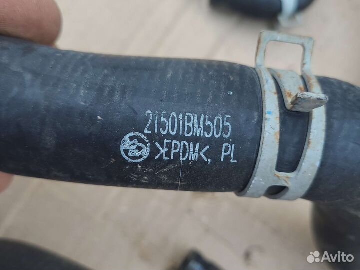 Патрубок системы охлаждения Nissan Primera P12