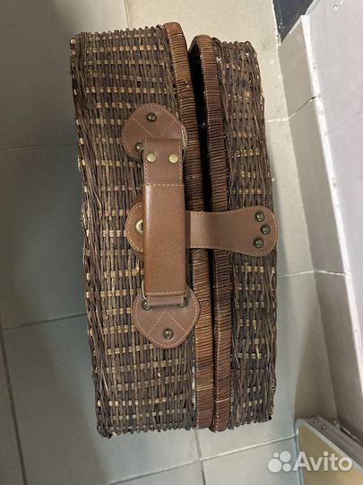 Набор для пикника в чемодане