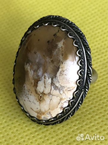 Кольцо с натуральным камнем 18 размер