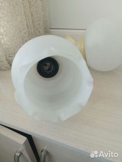 Люстра потолочная и Бра