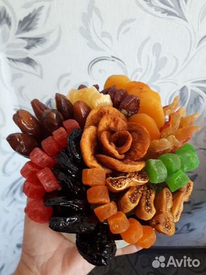 Букет из сухофруктов