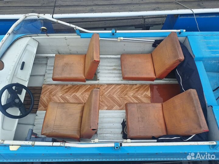 Лодка Обь 3 с мотором Yamaha 30 и подъемником