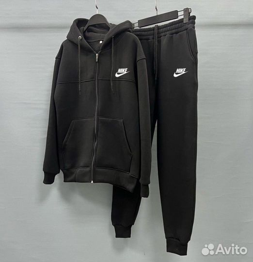 Мужской спортивный костюм Nike