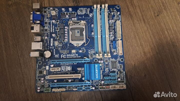 Материнская плата 1155