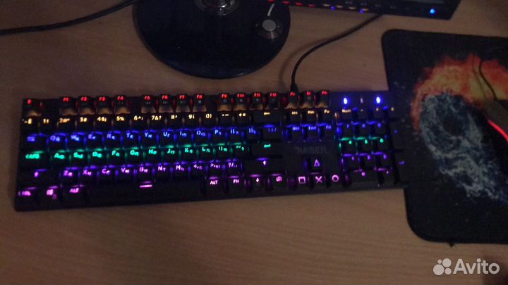 Игровая механическая клавиатура