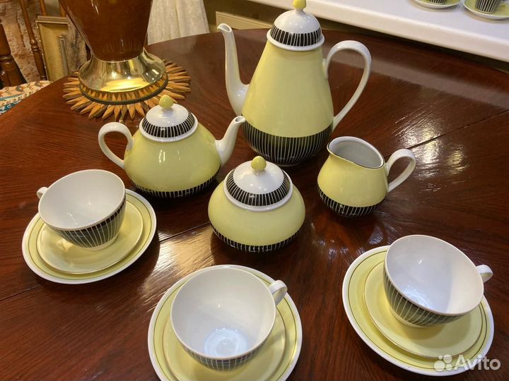 Кофейный и чайный сервизы ГДР