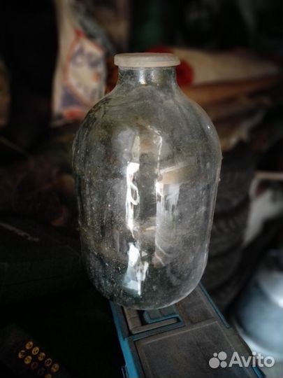 Продам бутыль 20 литров и 10 литров