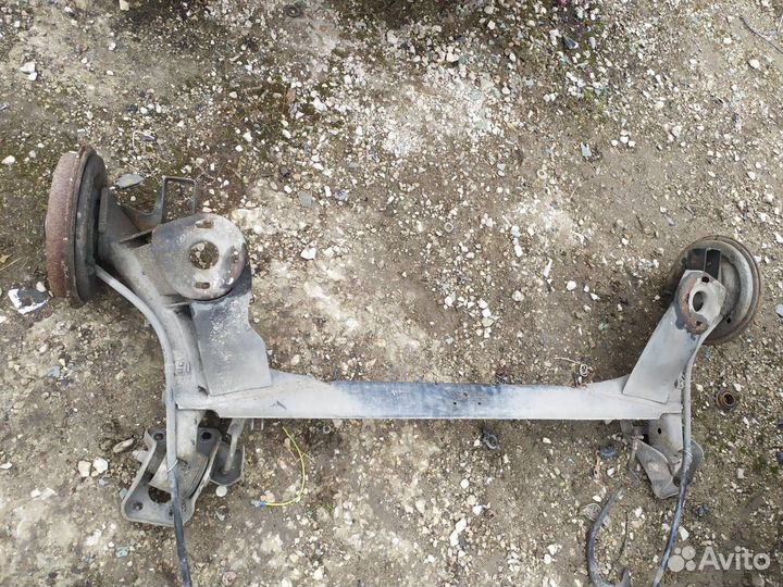 Балка подвески Skoda Octavia 1U 1.6 2007