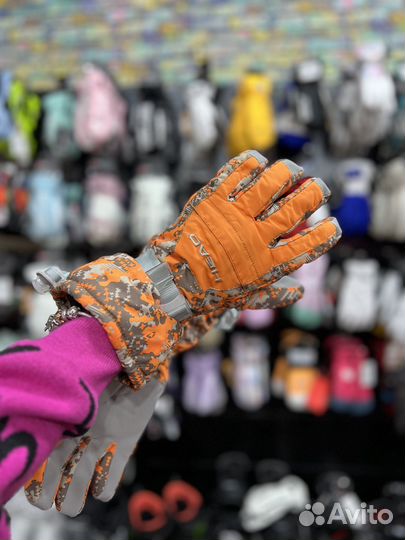 Перчатки горнолыжные оранжевые