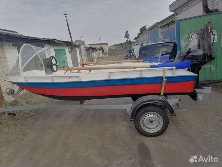 Лодка с мотором