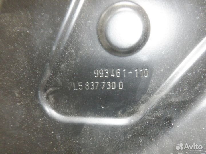 Панель двери передняя правая Porsche Cayenne