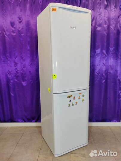 Холодильник с нижней морозильной камерой