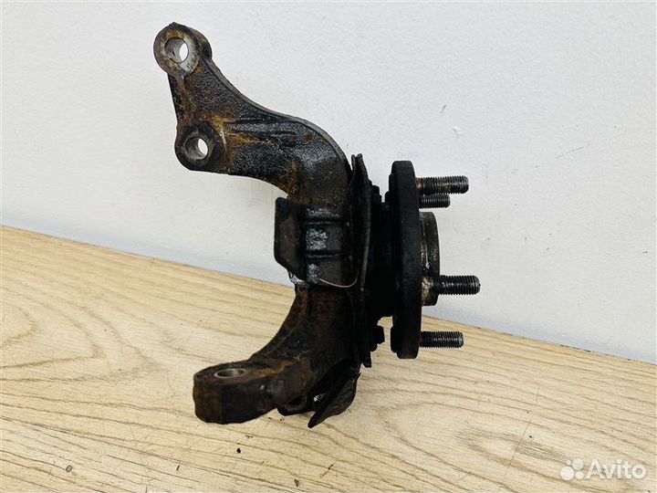 Кулак поворотный передний правый Kia Ceed 2 JD