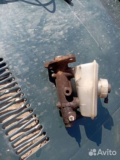 Вакуумный усилитель тормозов 2114