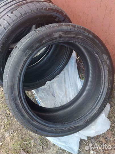 Nokian Tyres Hakka Black 245/40 R18 97Y