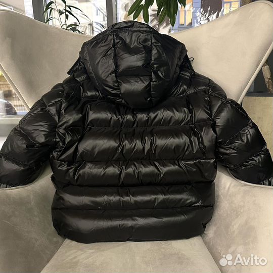 Пуховик Moncler Maya