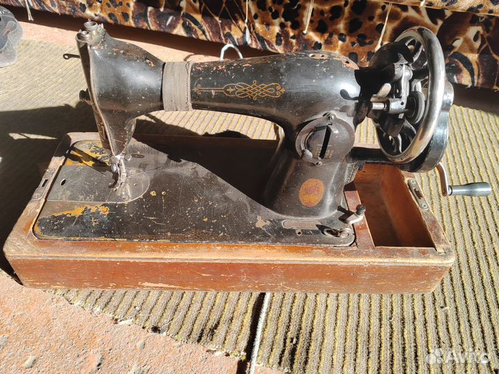 Ручная швейная машина бу