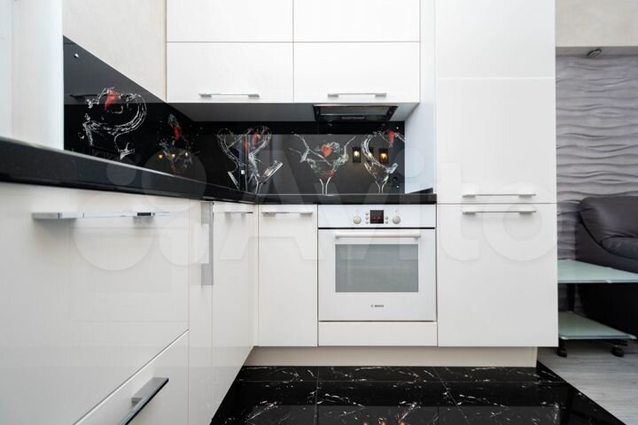 3-к. квартира, 66 м², 10/15 эт.