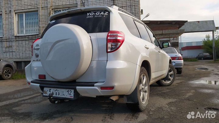 Фаркоп на Toyota rav 4 Long 2006-12 длинная база