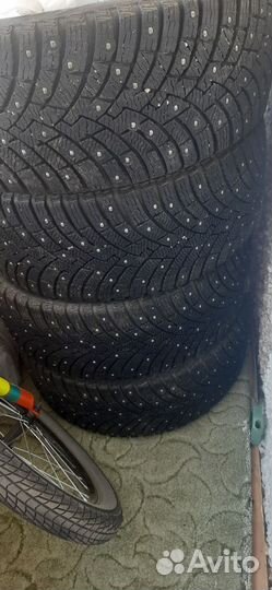 Pirelli Ice Zero 2 225/40 R18 92V